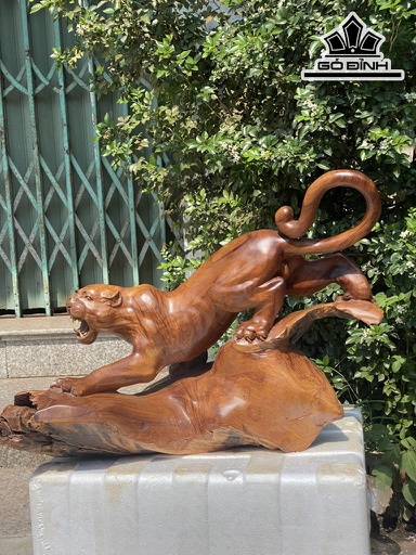 Tượng Báo Săn Mồi Gỗ Cẩm Ngang 70 Cao 53 Sâu 40 (cm)