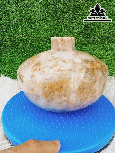 Tác Phẩm Chum Đá Thạch Anh Cao16 Đường Kính Hạt 19 (cm) 6.6kg