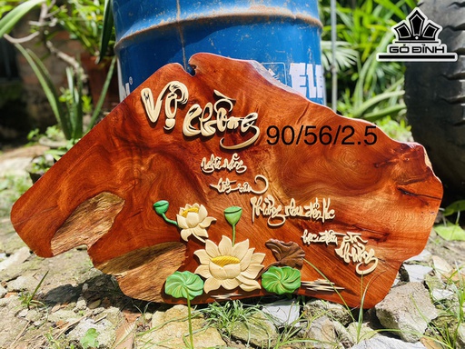 Tranh Vợ Chồng Gỗ Hương Cao 56 Ngang 90 Sâu 2,5 (cm)