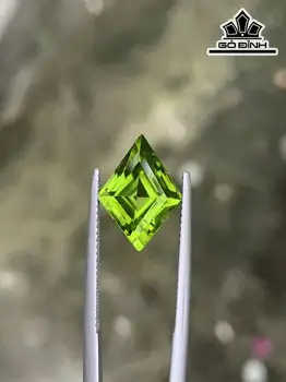 Viên Đá Peridot 5,55cts