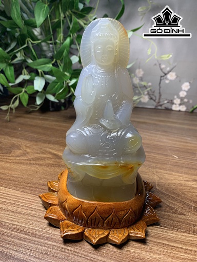 Tượng Mẹ Quan Âm Đá Mã Não Cao 19,5 Ngang 13 Sâu 13 (cm)