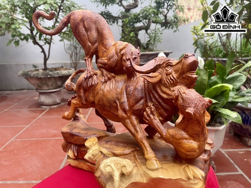 Tác Phẩm Sinh Tồn Gỗ Hương Cao 44 Ngang 46 Sâu 30 (cm)