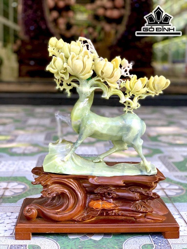 Tuần Lộc Đá Serpentine Cao 44 Ngang 38 (cm) 6,8kg