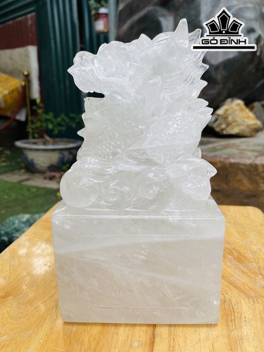 Ấn Rồng Đá Thạch Anh Trắng Cao 20 Ngang 11 Sâu 11 (cm) 3,97kg