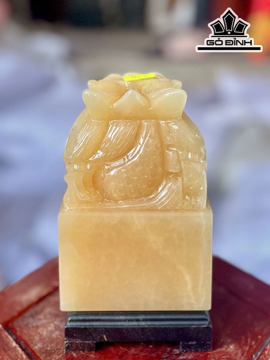 Tác Phẩm Đá Canxit Cao 15 (cm) 3,185kg