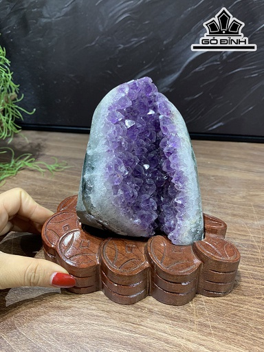 Búi Tinh Thể Đá Thạch Anh Tím Cao 15 Ngang 16 Sâu 13 (cm) 1,68kg