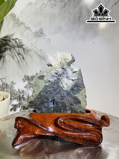 Bông Hoa Ưu Đàm Đá Trầm Tích Cao 18 Ngang 17 (cm) 1,1kg