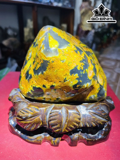 Tác Phẩm Đá Mã Não Cao 17 (cm) 2kg