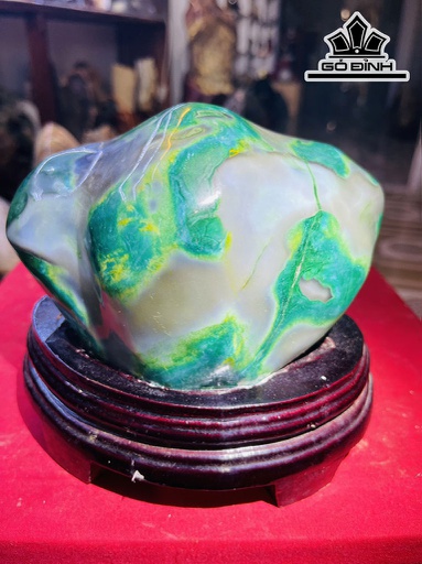 Tác Phẩm Đá Trầm Tích Cao 15 Ngang 16 (cm) 2,2kg