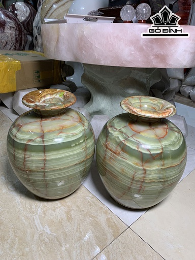 Cặp Bình Phú Quý Đá Onyx Cao 36 Đường Kính Hạt 28 (cm)