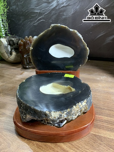 Bát Tụ Bảo Đá Mã Não Cao 18,3 Ngang 16 Sâu 16 (cm) 2,6kg