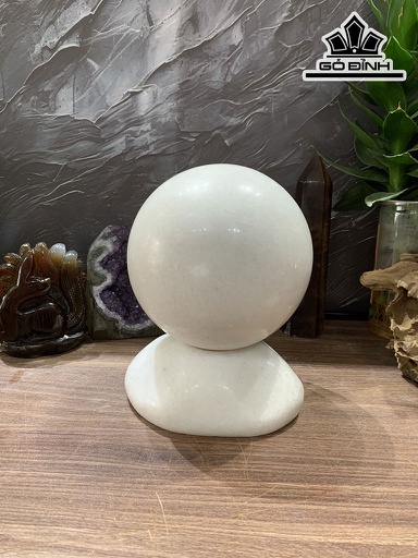 Bi Cầu Đá Serpentine Trắng Cao 22,5 Đường Kính Hạt 16,5 (cm)