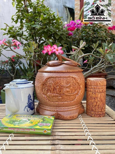 Vỏ Bình Giữ Nhiệt Nắp Măng Cụt Khắc Chữ Lộc Gỗ Dừa Loại 2,5 Lít
