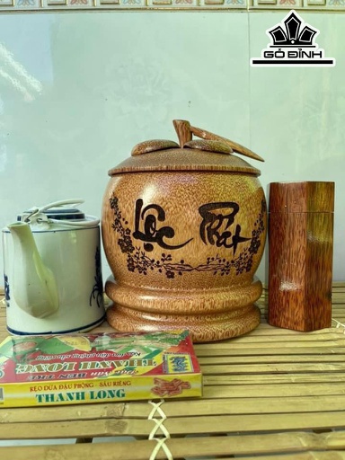 Vỏ Bình Giữ Nhiệt Nắp Măng Cụt Khắc Chữ Lộc Phát Gỗ Dừa Loại 1 Lít