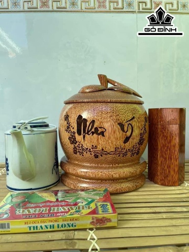 Vỏ Bình Giữ Nhiệt Nắp Măng Cụt Khắc Chữ Như Ý Gỗ Dừa Loại 2,5 Lít