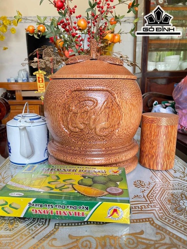 Vỏ Bình Giữ Nhiệt Nắp Măng Cụt Khắc Chữ Phúc Gỗ Dừa Loại 2,5 Lít