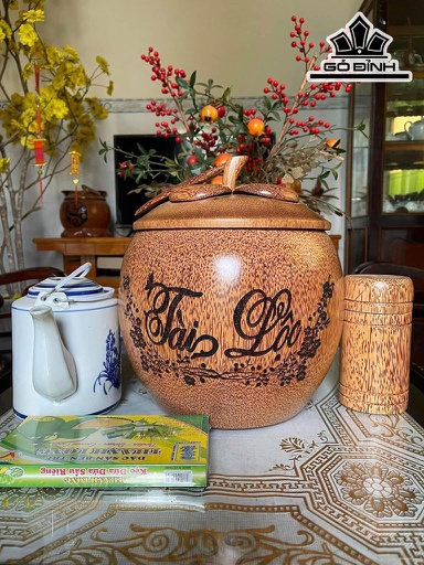 Vỏ Bình Giữ Nhiệt Nắp Măng Cụt Khắc Chữ Tài Lộc Gỗ Dừa Loại 1,5 Lít