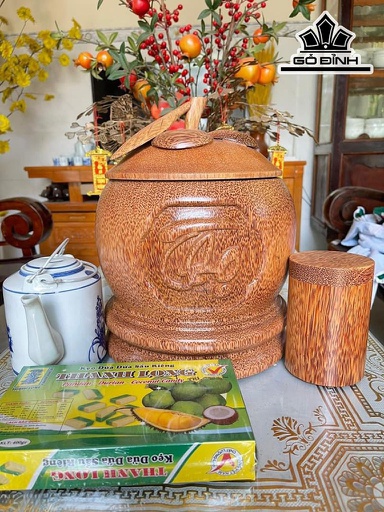 Vỏ Bình Giữ Nhiệt Nắp Măng Cụt Khắc Chữ Thọ Gỗ Dừa Loại 1 Lít