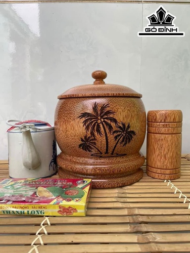 Vỏ Bình Giữ Nhiệt Nắp Nút Khắc Cây Dừa Gỗ Dừa Loại 1,5 Lít