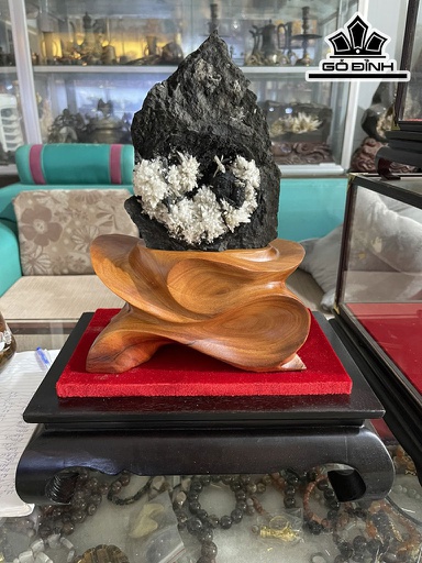 Bông Hoa Ưu Đàm Đá Trầm Tích Cao 28 (cm) 2,55kg