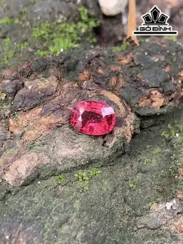 Viên Đá Spinel Đỏ Cao 9,6 Ngang 7,4 Sâu 4,7 (mm) 2,36cts