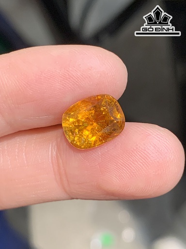 Viên Đá Tourmaline Vàng Cao 10,8 Ngang 8,5 Sâu 6,1 (mm) 3,48cts