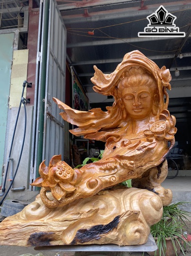 Tượng Phật Bà Gỗ Hương Cao 63 Ngang 60 Sâu 35 (cm)