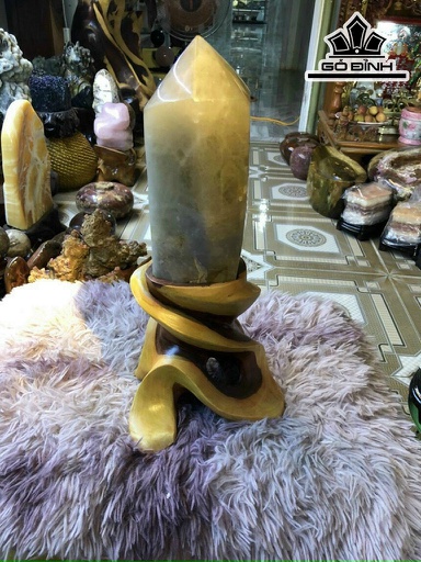 Trụ Đá Đá Thạch Anh Cao 41 (cm) 4,8kg