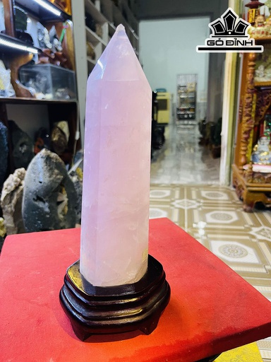 Trụ Thạch Anh Hồng Cao 28 (cm) 1,5kg