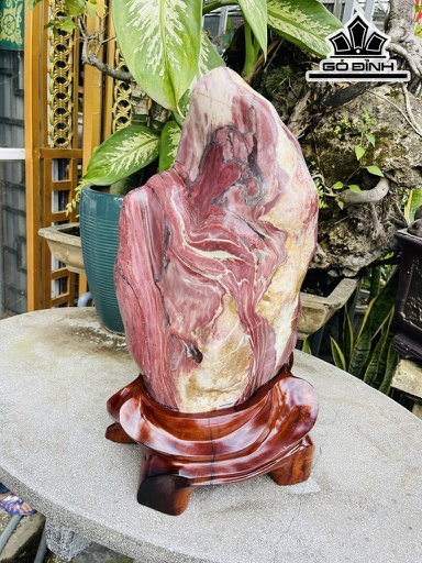 Tác Phẩm Đá Serpentine Cao 59 (cm) 34kg