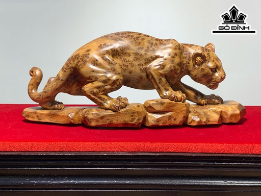 Tượng Báo Săn Mồi Gỗ Nu Ngọc Am Cao 13 Ngang 32 Sâu 7 (cm)