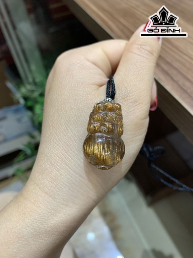 Mặt Dây Chuyền Tỳ Hưu Đá Thạch Anh Tóc Vàng Cao 28,5 Ngang 18,5 Sâu 13,3 (mm)