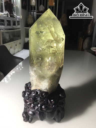 Trụ Đá Thạch Anh Vàng Cao 42 Ngang 14 (cm) 6,1kg (4,9kg Nguyên Đá)