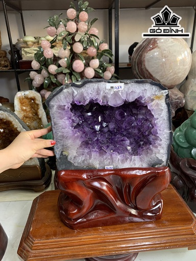 Động Đá Thạch Anh Tím Cao 43 Ngang 20 Sâu 15 (cm) 26kg (Riêng Đá 26kg)