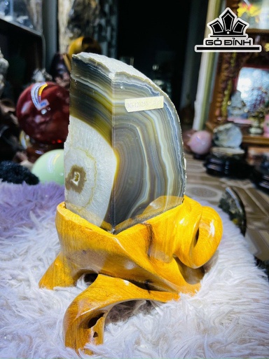 Tác Phẩm Đá Mã Não Siêu Vân Cao 20 (cm) 2kg