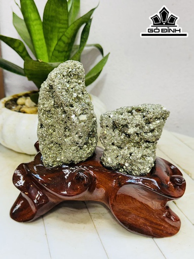 Vàng Găm Tinh Thể Đá Pyrite Cao 17 Ngang 12 (cm) 2kg
