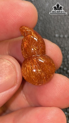 Mặt Dây Chuyền Hồ Lô Đá Thạch Anh Tóc Nâu Cao 25 Ngang 13,6 Sâu 11 (mm) 4,2g