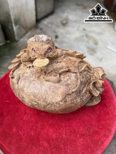 Tượng Thiềm Thừ Gỗ Nu Ngọc Am Cao 22 Ngang 33 Sâu 25 (cm)