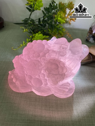 Cụ Thiềm Thừ Tài Bảo Đá Thạch Anh Hồng Cao 13 Ngang 10 Sâu 9,5 (cm) 1,5kg