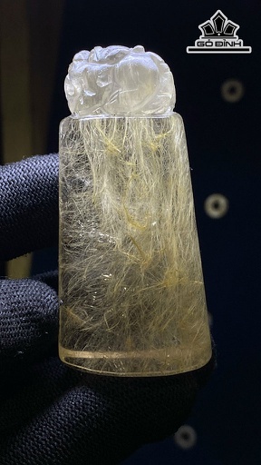 Ấn Tỳ Hưu Đá Thạch Anh Tóc Vàng Cao 63,6 Ngang 33,3 Sâu 24,2 (mm) 76,6g