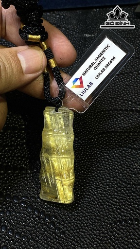 Mặt Dây Chuyền Đốt Trúc Đá Thạch Anh Tóc Vàng Cao 49,74 Ngang 19,94 Sâu 13,86 (mm) 122,25cts