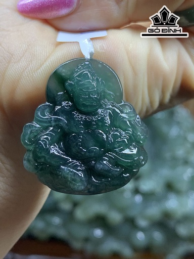 Mặt Dây Chuyền Hoàng Thần Tài Đá Cẩm Thạch Cao 31,3 Ngang 29,7 Sâu 6,9 (mm) 10,1g