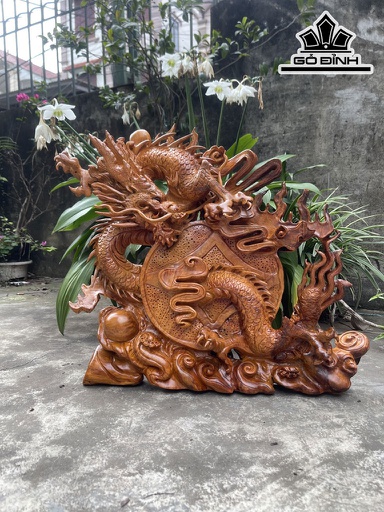 Tượng Nhất Long Quấn Đồng Tiền Gỗ Hương Cao  65 Ngang 54 Sâu 12 (cm)