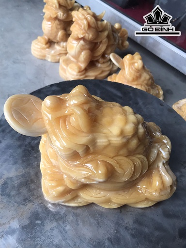 Cụ Thiềm Thừ Đá Ngọc Hoàng Long Cao 16 Ngang 22 (cm) 6,2kg