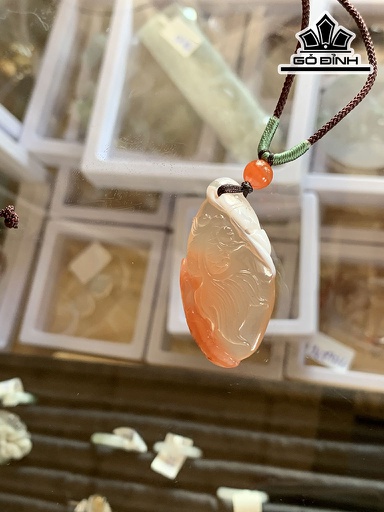 Mặt Dây Chuyền Cá Băng Đá Mã Não Nam Hồng Cao 38,2 Ngang 18,8 Sâu 11,1 (mm) 10,6g