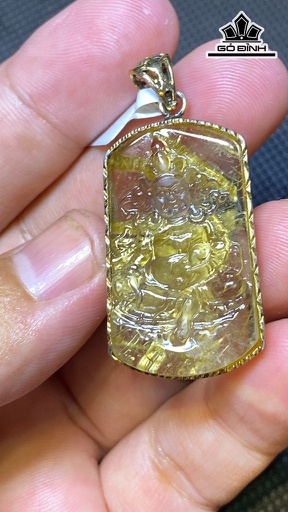 Mặt Dây Chuyền Hoàng Thần Tài Bảo Thiên Đá Thạch Anh Tóc Vàng Cao 35,5 Ngang 26 Sâu 9,6 (mm) 15g