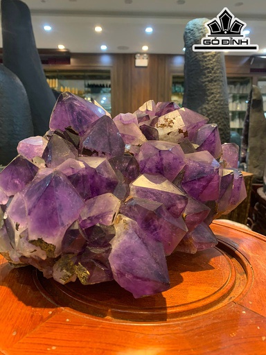 Mầm Tinh Thể Đá Thạch Anh Tím Cao 30 Ngang 18 (cm) 8,9kg
