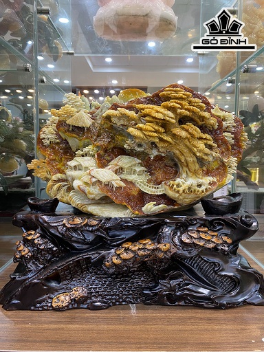 Tác Phẩm Sơn Thủy Hữu Tình Đá Serpentine Cao 42 Ngang 39 Sâu 15 Riêng Đá Cao 39 Ngang 23 (cm)