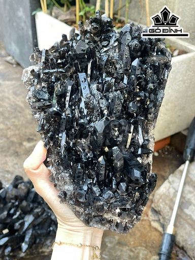 Tác Phẩm Đá Thạch Anh Khói ( Smoky Quartz ) 3,066kg
