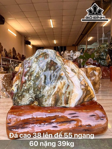 Tác Phẩm Đá Mã Não Mật Ong Cao 55 Ngang 60 Riêng Đá Cao 38 (cm) 39kg